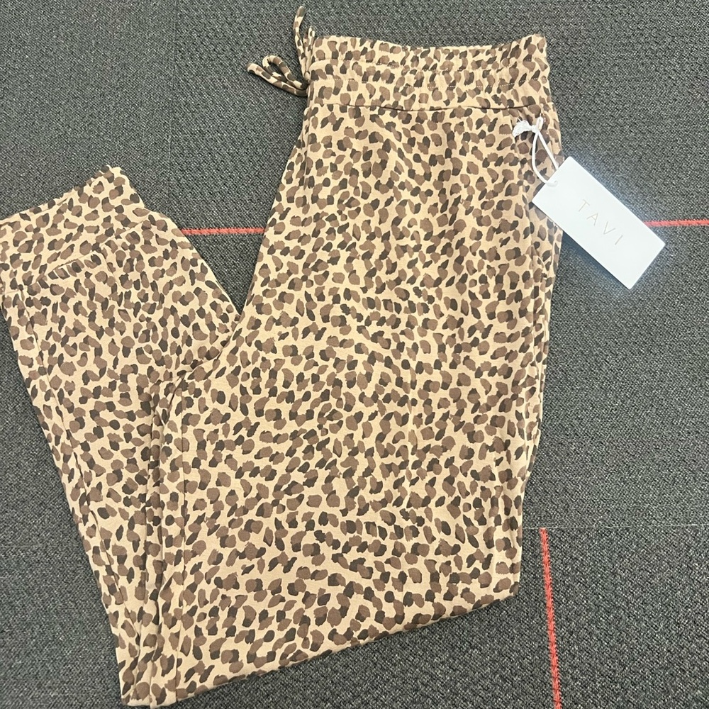 Tavi High Waisted Fitted Jogger-Desert Wild